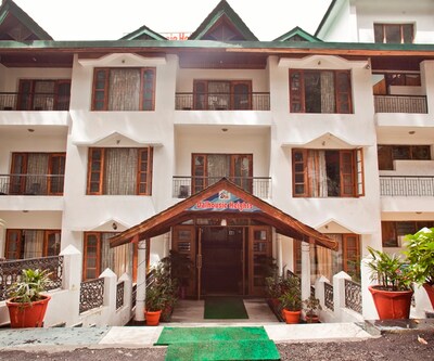 Hotel Dalhousie Heights